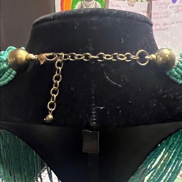 Elegant Turquoise Beaded 30 strand Necklace - Picture 2 of 3